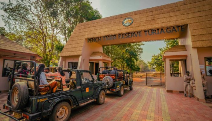 turia-gate-at-pench